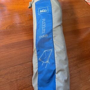 REI Flexlite Chair in Blue and Tan
